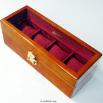 メイプル材topガラス　時計ケース　金色LOCK　4本仕様