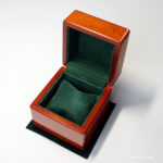 1本用時計ケース　メイプル材 　内装革仕上げ（シープ・スエード）