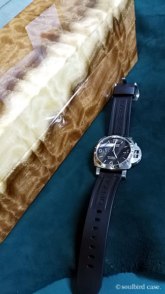 時計ケース　モンキーポッド材5本用