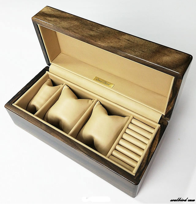 黒柿材時計ケース　内装フランス産ラムレザーベージュ