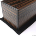 縞黒檀材オイル仕上げの左面　時計ケース