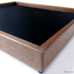 ウォールナット材時計トレーのオイル仕上げアップの画像2