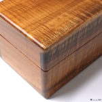 ハワイアンコア材　天然無垢材時計ケース　左側