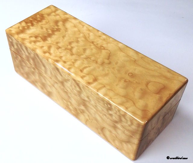 キルテッドメイプル材時計ケース