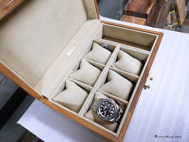 モンキーポッド材ケースとエクスプローラー