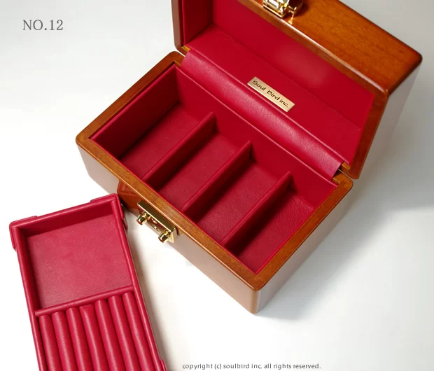 ソウルバードの時計ケースの内装加工No.12