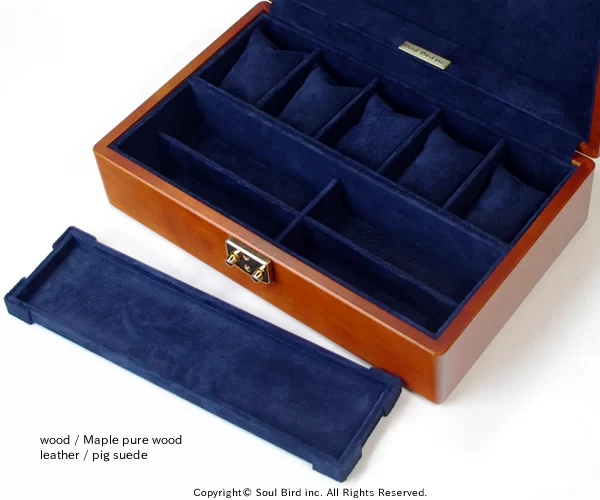 ソウルバードの時計ケースの内装加工No.16