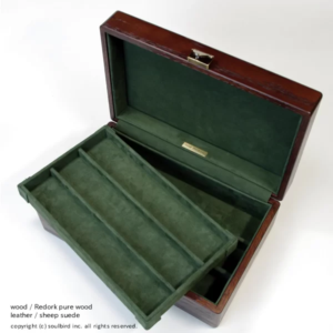 ソウルバードの時計ケースの内装加工No.19