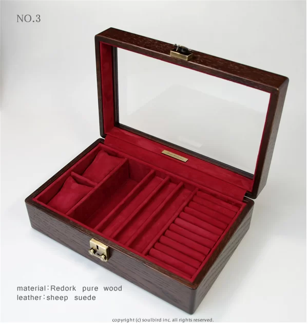 ソウルバードの時計ケースの内装加工No.3