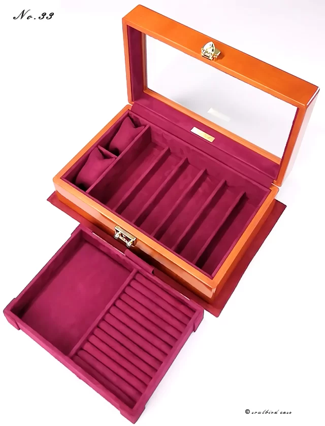 ソウルバードの時計ケースの内装加工No.33