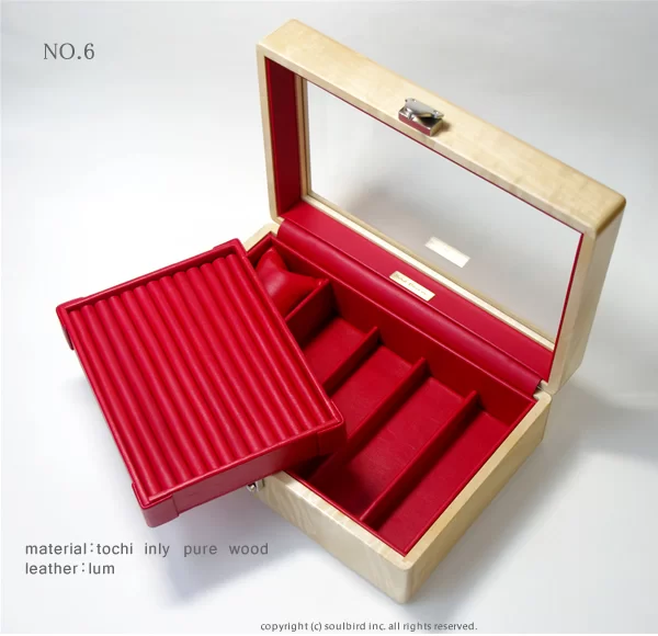 ソウルバードの時計ケースの内装加工No.6