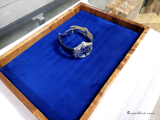 モーリス・ラクロア アイコンとコア材トレー2