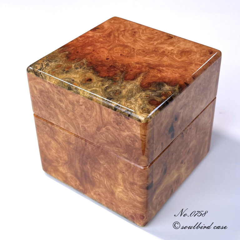 正面　花梨バール1本用時計ケース