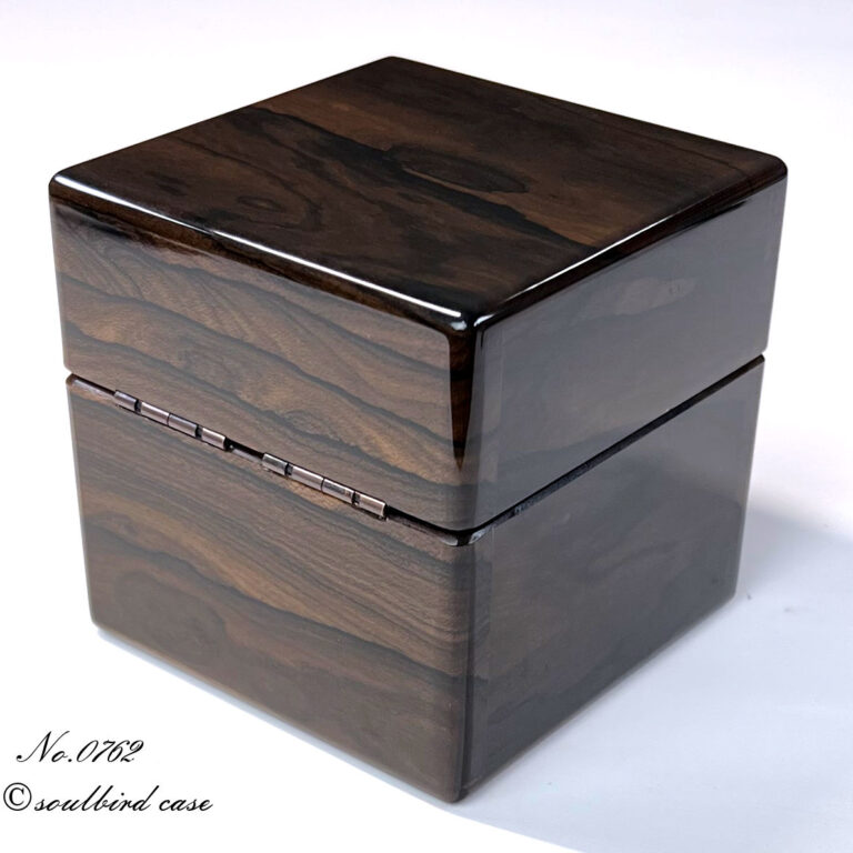 背面　シャム柿1本用時計ケース