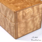 右面　キルテッドメイプル3本用時計ケース