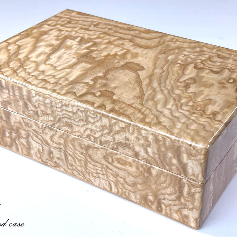 no.1785　タモ10本用時計ケース　前面