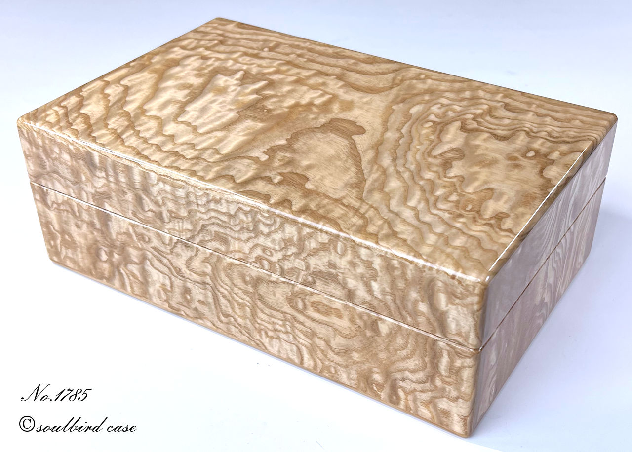 no.1785　タモ10本用時計ケース　前面