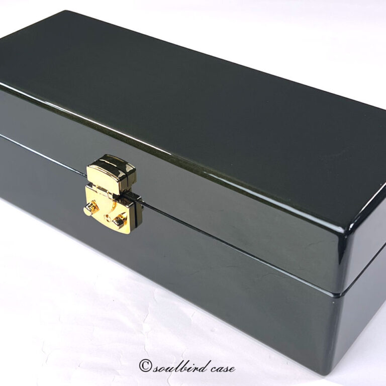 カラーリング：ディープグリーンカラー