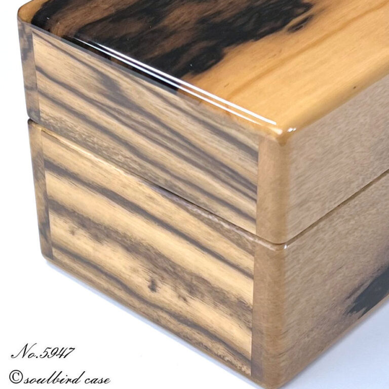 no.5947黒柿5本用時計ケース　左面