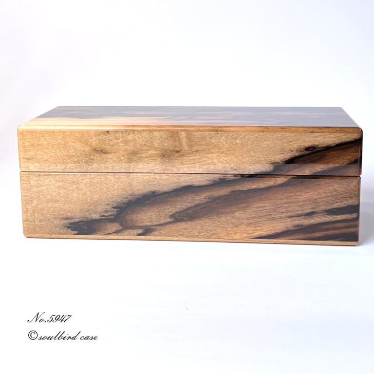 No.5947　黒柿5本用時計ケース　前面