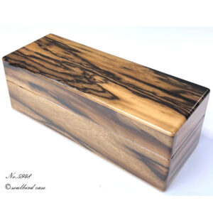 no.5948黒柿５本用時計ケース　前面