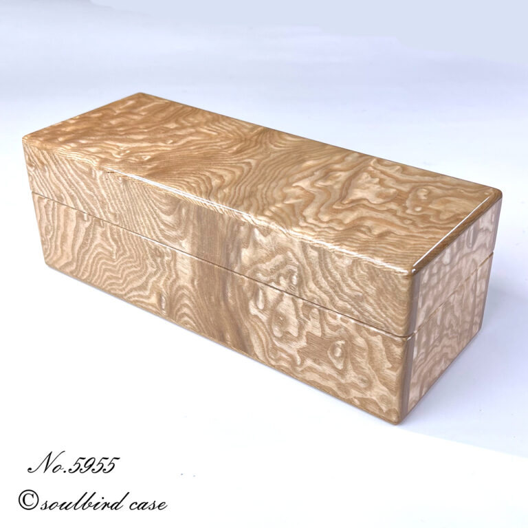 no.5955タモ杢5本用時計ケース　前面