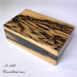 背面　黒柿材10本用時計ケース