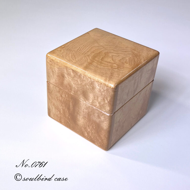 かえで1本用時計ケース　前面