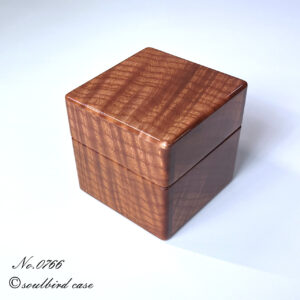 センダン1本用時計ケース　前面