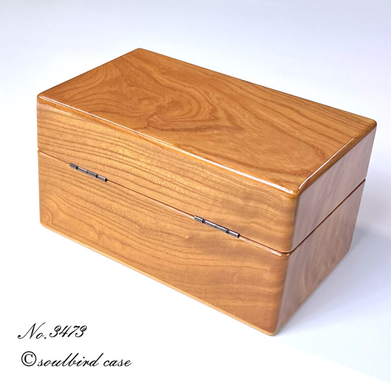 no.3473　背面　ケヤキ3本用時計ケース
