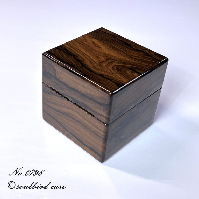 背面　シャム柿1本用時計ケース