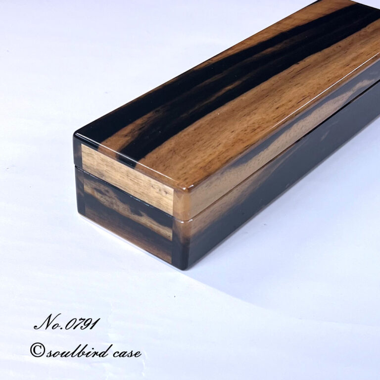 no.0791 黒柿横長 1本用時計ケース