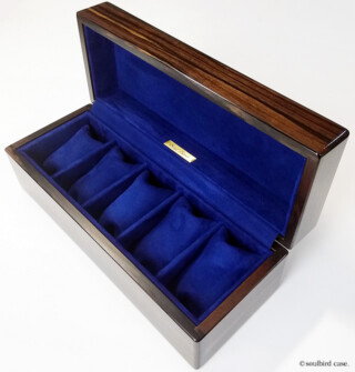 縞黒檀材時計ケース 放牧ラムスエード ロイヤルブルー