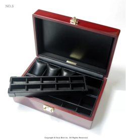No.5 内装加工代¥44440 ソウルバードの時計ケースの内装加工No.5